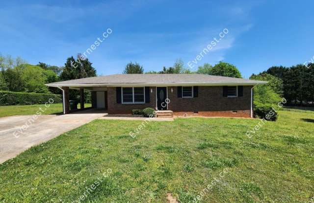 512 Meadowbrook Dr