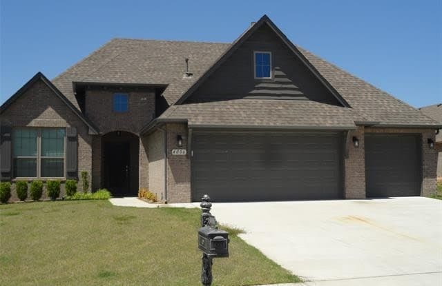 4006 S 14th Place - 4006 S 14th Pl, Broken Arrow, OK 74011