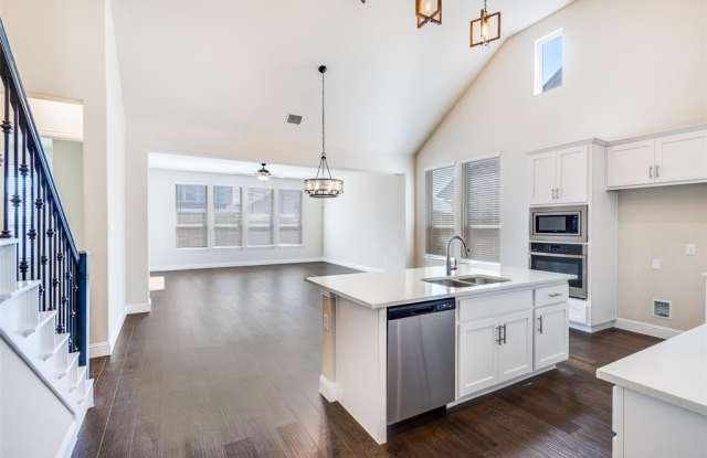 3512 Thomas Earl Way