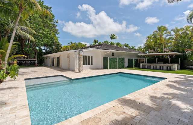 8745 SW 182nd Ter