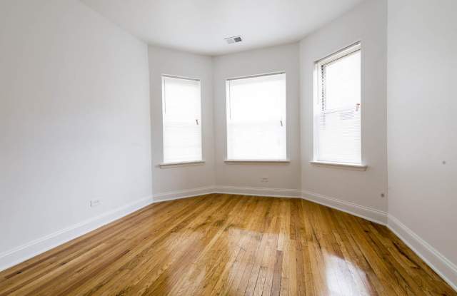 3600 W Franklin Blvd