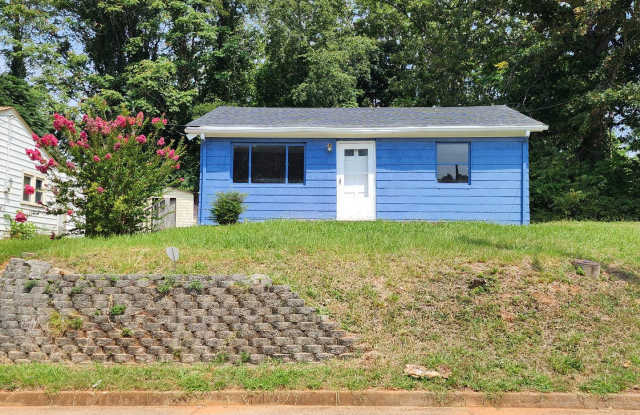 Home for Rent - 1006 E Street, Martinsville, VA 24112