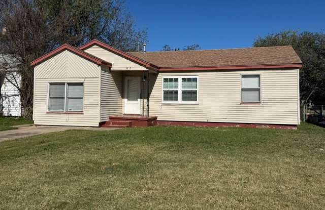 Photo of 1605 NW Williams- AVAILABLE NOW!