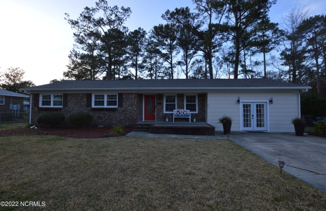 421 Scott Avenue - 421 Scott Avenue, Jacksonville, NC 28546