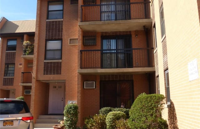 75-22 Parsons Boulevard - 75-22 Parsons Boulevard, Queens, NY 11367