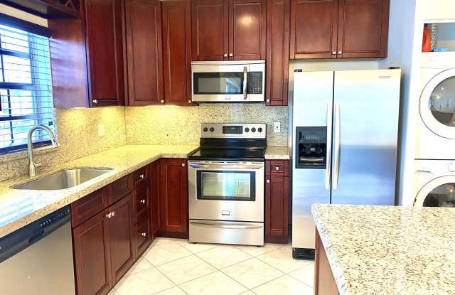 733 High Point Boulevard