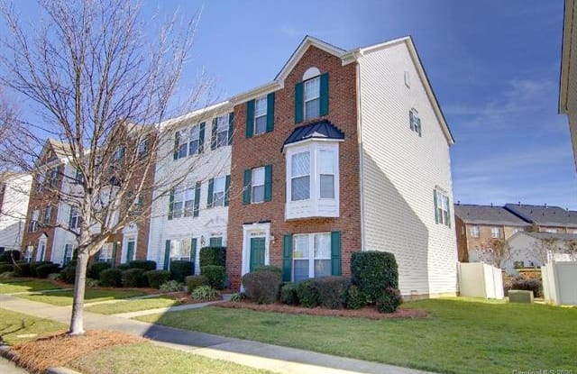 14520 W Reese Boulevard - 14520 Reese Blvd W, Huntersville, NC 28078