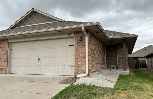 4309 Edinburg Way