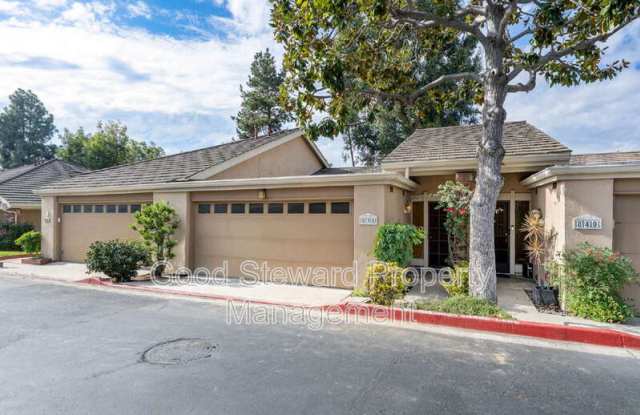 838 W Glenwood Cir
