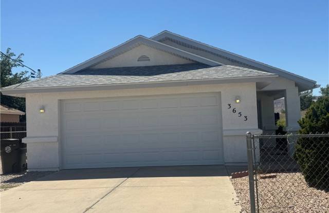 Photo of 3653 N Roosevelt Street