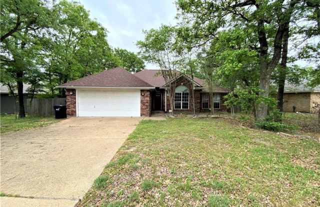 705 Summerglen Drive - 705 Summerglen Drive, College Station, TX 77840