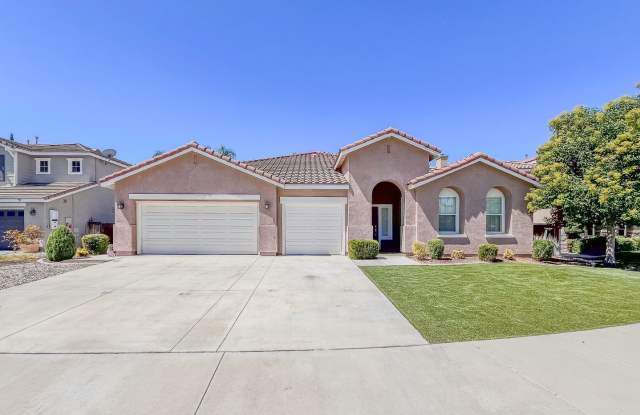 Photo of BEAUTIFUL 4 BEDROOM ONE-STORY SOLAR HOME IN MURRIETA!