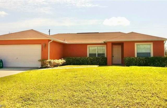 1205 SW 10th Place