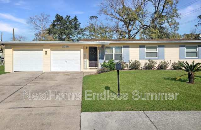 Photo of 2006 Brookview Drive South