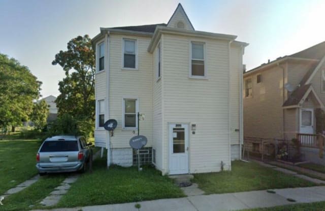 34 E Cicotte St 3 - 34 East Cicotte Street, River Rouge, MI 48218