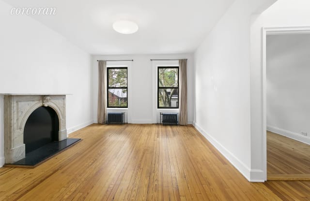 161 East 61st Street - 161 E 61st St, New York City, NY 10065