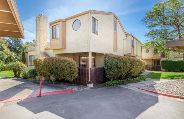 Photo of 8 Seacliff DR