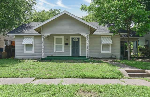 3814 Roberts- House