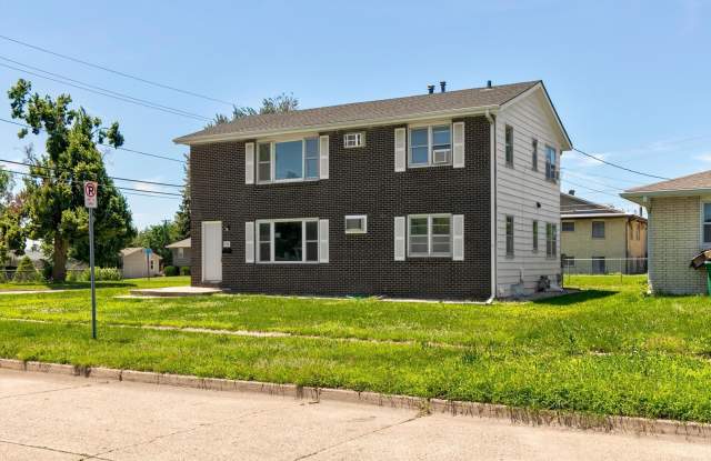 104 NW sharmin Drive
