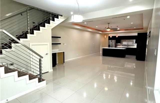 3006 S L Lane unit: 4