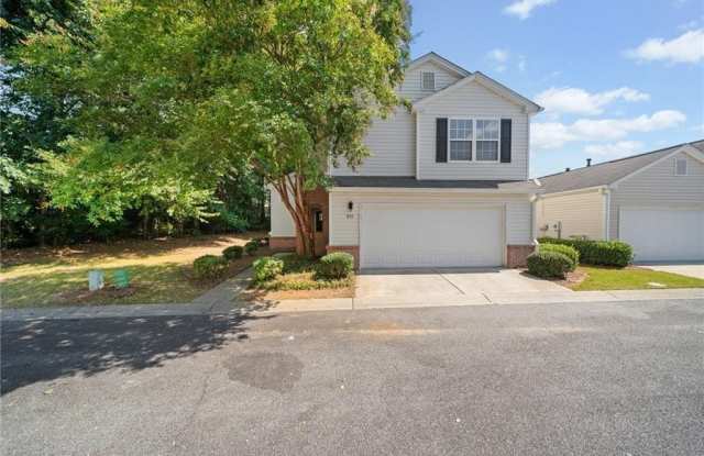 Photo of 872 Windcroft Circle NW