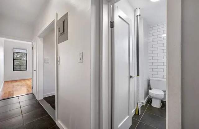 Photo of 1715 East 8th Street