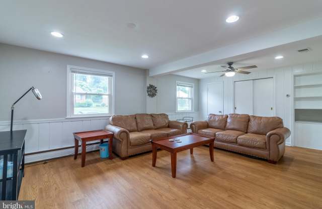 10305 BEAUMONT STREET