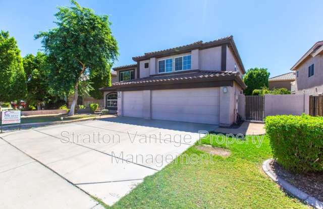 7311 W Paso Trail