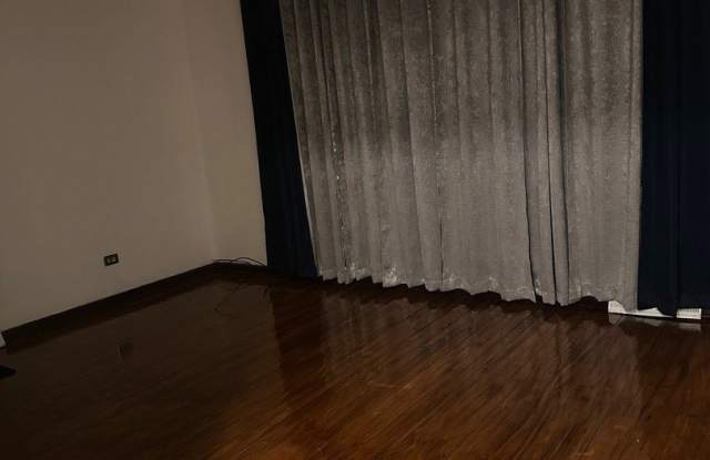 380 Mackinaw Avenue unit: 1