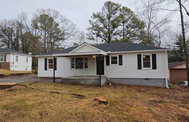 Renovated Mableton 3 Bedroom 2 Bath Home for Rent now
