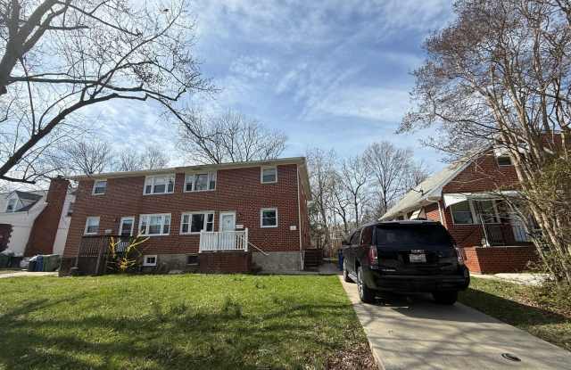 6008 1/2 BURGESS AVE