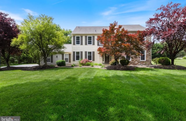 1099 ARMSTRONG CT - 1099 Armstrong Court, Chesterbrook, PA 19087