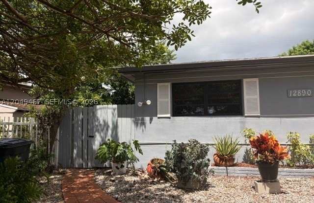 12890 NE Miami Ct