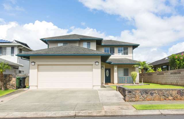 Mililani Mauka - 4bdrm/3bath with attached garage Single Family Home