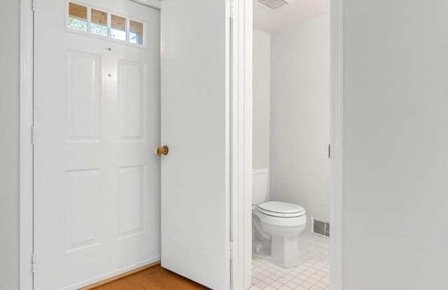 4947 MCFARLAND Court