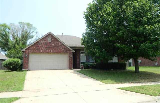 9803 N 100th East Avenue