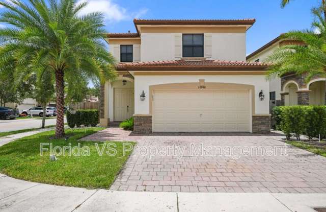 Photo of 10016 NW 89 TER