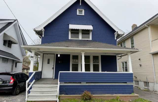 Newly renovated 3-bedroom, 1.5-bath home in Cleveland