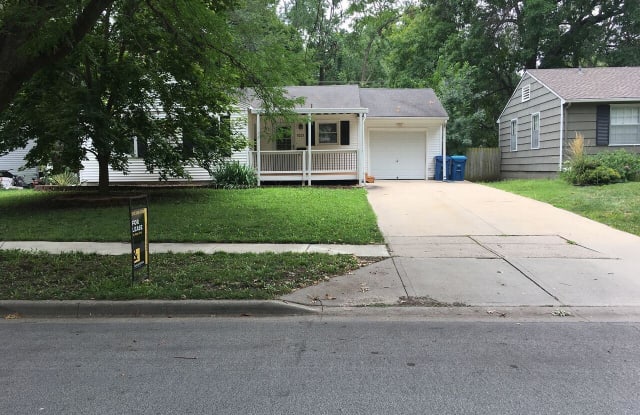 5221 W. 71 street - 5221 W 71st St, Prairie Village, KS 66208