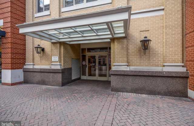 1220 N FILLMORE Street unit: 901