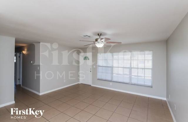 848 Damask Street Northeast