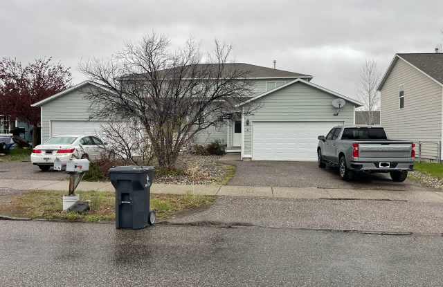 913 Cardinal Drive - B - 913 Cardinal Drive, Belgrade, MT 59714