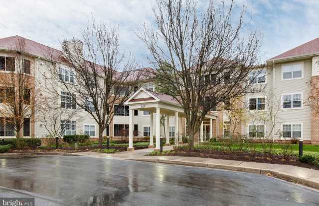 2111 GANTON Green unit: 107