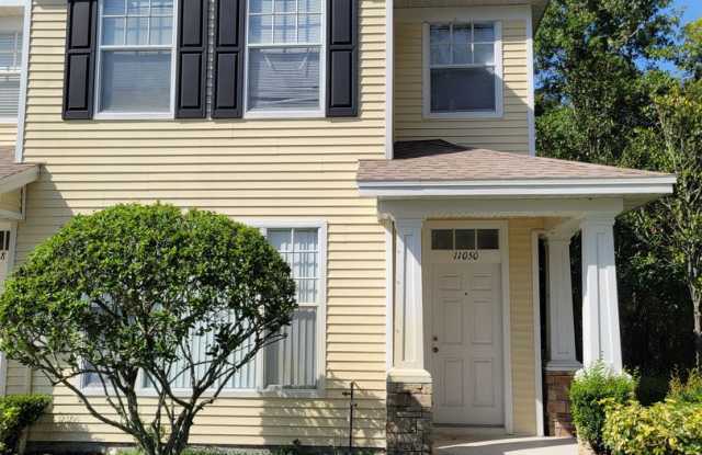 Photo of Townhomes Of Lakeview Village