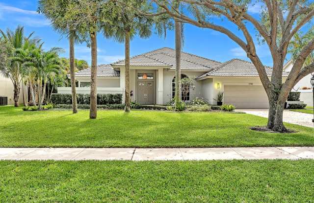 2788 Hampton Circle W - 2788 Hampton Circle West, Delray Beach, FL 33445