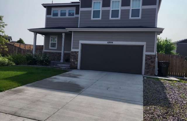 Beautiful 3-Bed, 3-Bath Home on a Spacious Corner Lot!