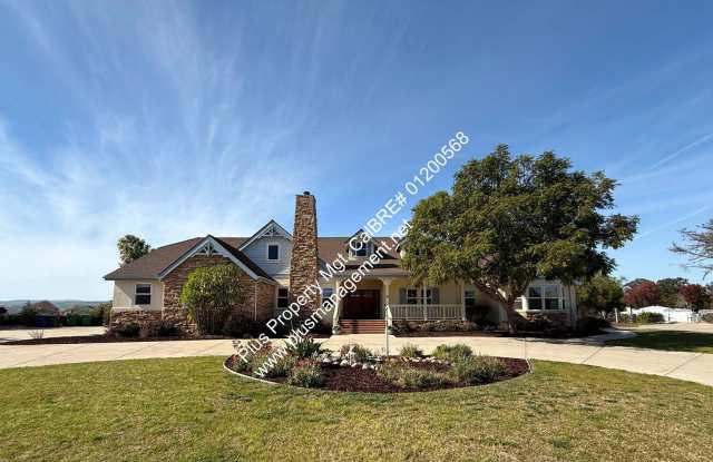 Beautiful Orcutt Custom Home in Solomon Estates on Approx One Acre