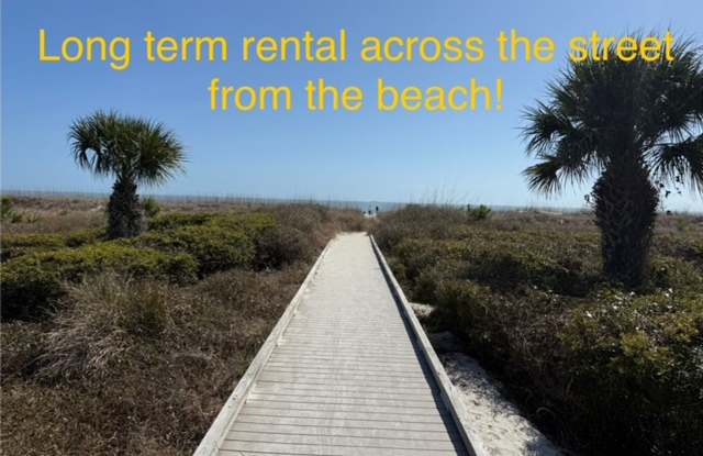 2 Bedroom / 2 Bathroom @ Surf Court