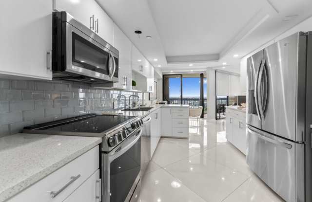 1900 Consulate Place 2104, West Palm Beach, FL 33401