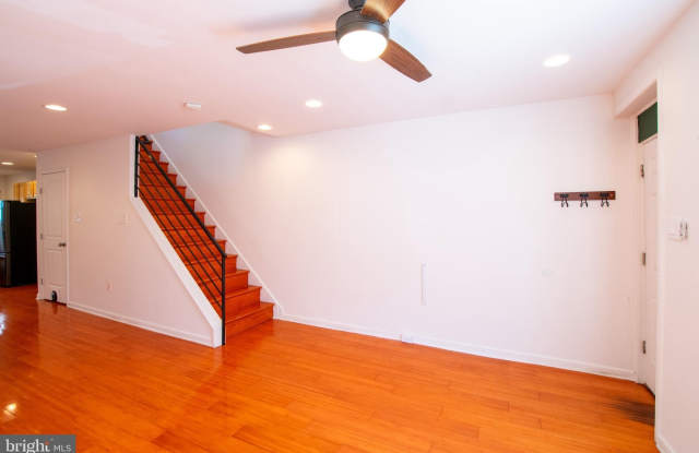 1553 S RINGGOLD STREET